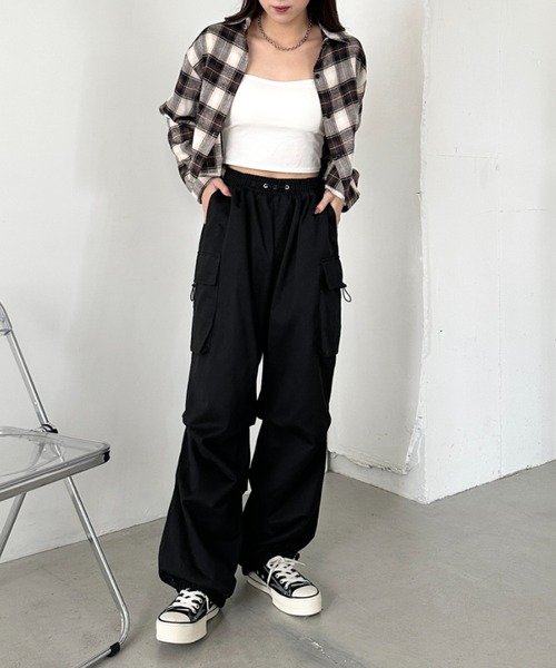 MYMOOD.(マイムード)の「ルーズカーゴパンツ(カーゴパンツ・レディース・カーキ/グレー/ブラック・S/M/L)」の11枚目の写真