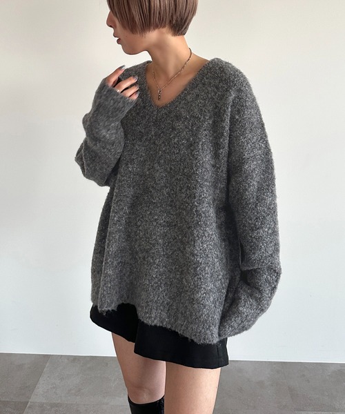 apres jour mignon(アプレジュールミニョン)の「起毛Vニットプルオーバー【ZOZOTOWN限定アイテム】(ニット/セーター・レディース・チャコールグレー/アイボリー/ネイビー・X-LARGE/フリー)」の3枚目の写真