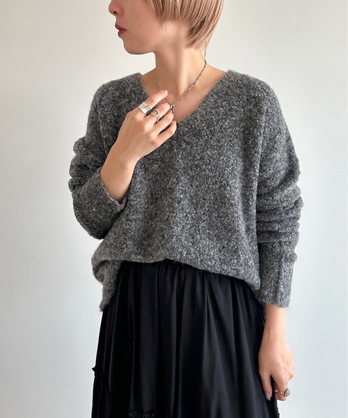 apres jour mignon(アプレジュールミニョン)の「起毛Vニットプルオーバー【ZOZOTOWN限定アイテム】(ニット/セーター・レディース・チャコールグレー/アイボリー/ネイビー・X-LARGE/フリー)」の19枚目の写真
