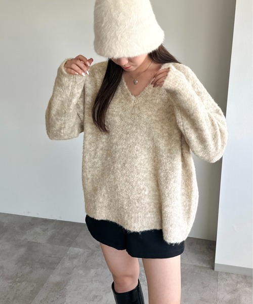 apres jour mignon(アプレジュールミニョン)の「起毛Vニットプルオーバー【ZOZOTOWN限定アイテム】(ニット/セーター・レディース・チャコールグレー/アイボリー/ネイビー・X-LARGE/フリー)」の11枚目の写真