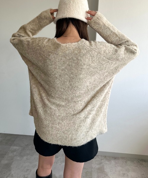 apres jour mignon(アプレジュールミニョン)の「起毛Vニットプルオーバー【ZOZOTOWN限定アイテム】(ニット/セーター・レディース・チャコールグレー/アイボリー/ネイビー・X-LARGE/フリー)」の14枚目の写真