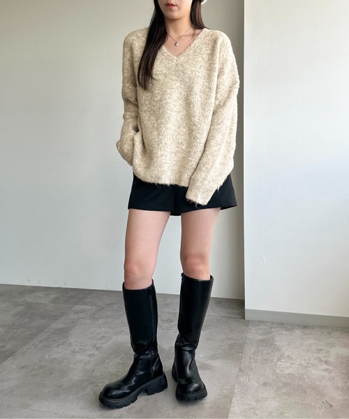 apres jour mignon(アプレジュールミニョン)の「起毛Vニットプルオーバー【ZOZOTOWN限定アイテム】(ニット/セーター・レディース・チャコールグレー/アイボリー/ネイビー・X-LARGE/フリー)」の16枚目の写真