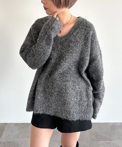 apres jour mignon(アプレジュールミニョン)の「起毛Vニットプルオーバー【ZOZOTOWN限定アイテム】(ニット/セーター・レディース・チャコールグレー/アイボリー/ネイビー・X-LARGE/フリー)」の10枚目の写真