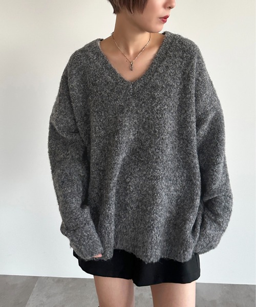 apres jour mignon(アプレジュールミニョン)の「起毛Vニットプルオーバー【ZOZOTOWN限定アイテム】(ニット/セーター・レディース・チャコールグレー/アイボリー/ネイビー・X-LARGE/フリー)」の7枚目の写真