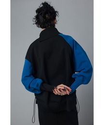 HeRIN.CYE（ヘリンドットサイ）の「Slit neck boyfriend tops