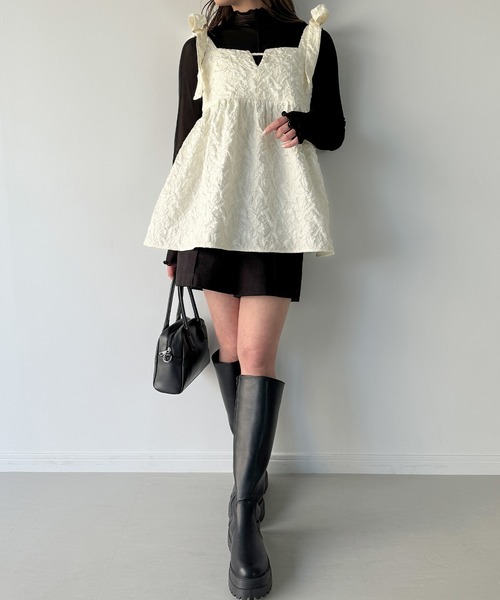 JUNOAH(ジュノア)の「肩リボンジャガードキャミソールビスチェ(キャミソール・レディース・アイボリー/ブラック/ライトグリーン/グレー/ブラウン/ピンク/ブルー/ベージュ・X-LARGE/LARGE/MEDIUM/SMALL)」の11枚目の写真