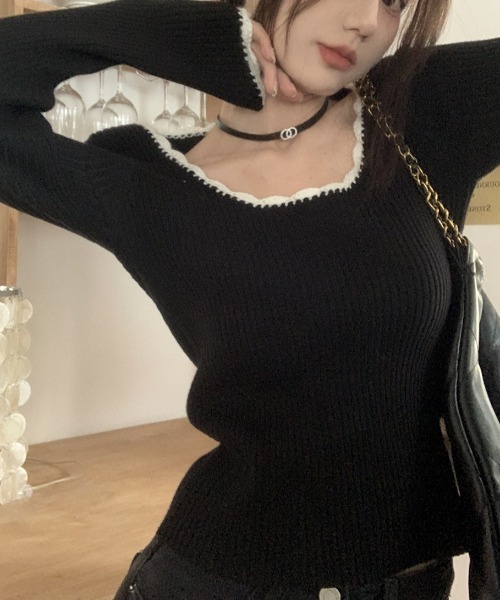 Vipoa(ヴィポア)の「collar race tops(ニット/セーター・レディース・ブラック/グレー・FREE)」の2枚目の写真