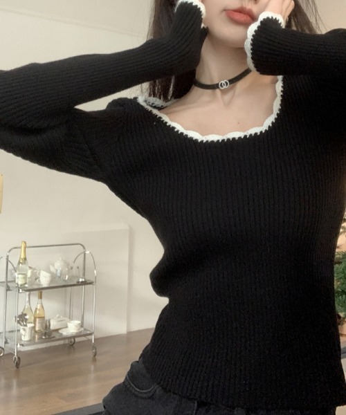 Vipoa(ヴィポア)の「collar race tops(ニット/セーター・レディース・ブラック/グレー・FREE)」の4枚目の写真