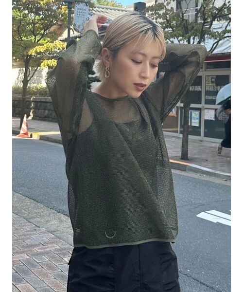 MURUA（ムルーア）の「メッシュシアーカットトップス（Tシャツ/カットソー・レディース・カーキ/ブラック/アイボリー・FREE）」の22枚目の写真