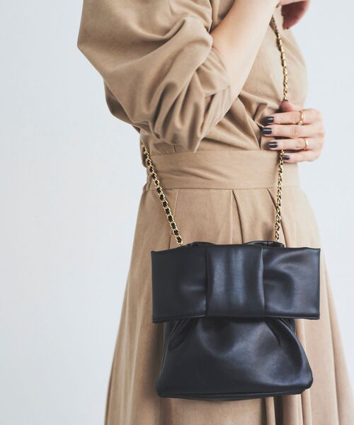 le.coeur blanc（ルクールブラン）の「リボンショルダーバッグ（ショルダーバッグ・レディース・ブラック・FREE）」の2枚目の写真