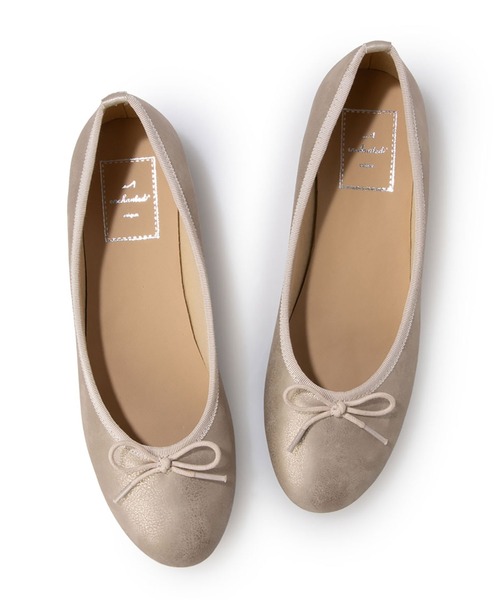 enchanted（エンチャンテッド）の「晴雨兼用ラウンドトゥバレリーナシューズ（バレエシューズ・レディース・シルバー/ブラック/グレイッシュベージュ/ネイビー/クリアブラック/アンティークシルバー/ワインレッド/プラチナム・23/23.5/24/24.5/22.5/25）」の8枚目の写真