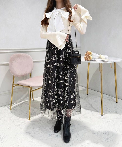 apres jour(アプレジュール)の「ボウタイドッキングワンピース【ZOZOTOWN限定アイテム】(ワンピース・レディース・ブラック/グレイッシュベージュ/アイボリー・X-LARGE/フリー)」の2枚目の写真