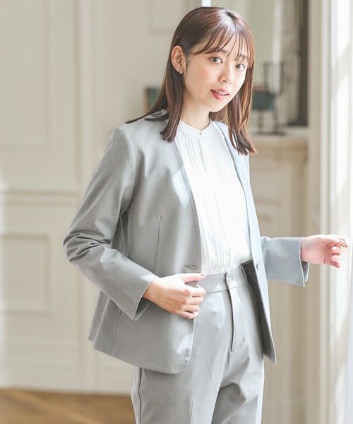 Honeys（ハニーズ）の「ウォッシャブルストレッチカラーレスジャケット（テーラードジャケット・レディース・ダークネイビー/ブラック/アイボリー/杢グレー/ベージュ・S/L/LL/M/3L）」の3枚目の写真