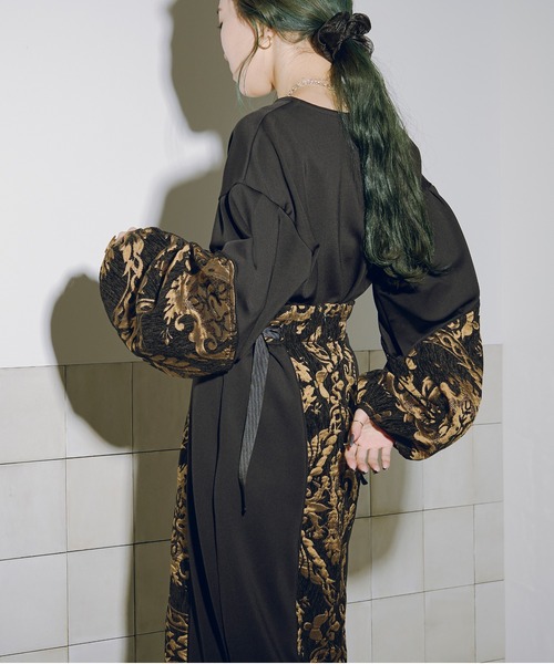 Ezick（エジック）の「Gobelin sleeve モードプルオーバー（その他トップス・レディース・ブラック/ブルー・FREE）」の10枚目の写真