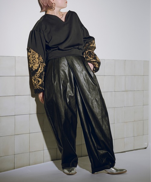 Ezick（エジック）の「Gobelin sleeve モードプルオーバー（その他トップス・レディース・ブラック/ブルー・FREE）」の17枚目の写真