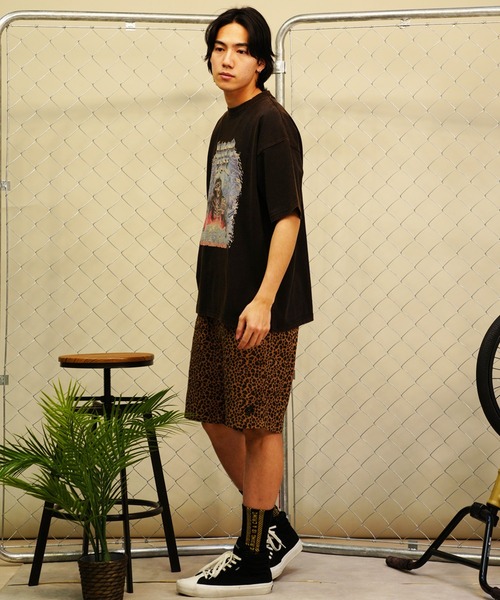 LURKING CLASS（ラーキングクラス）の「【ムラサキスポーツ限定】LURKING CLASS/ラーキングクラス フロントプリント オーバーサイズ半袖Tシャツ ST24STM17/ST24STM18/ST24STM19（Tシャツ/カットソー・メンズ・ブラック/ブラック系その他2/ブラック系その他・M/L/XL）」の11枚目の写真