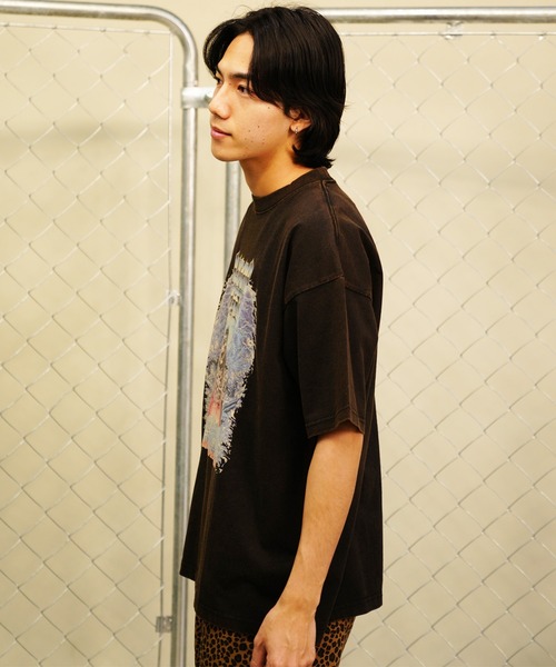 LURKING CLASS（ラーキングクラス）の「【ムラサキスポーツ限定】LURKING CLASS/ラーキングクラス フロントプリント オーバーサイズ半袖Tシャツ ST24STM17/ST24STM18/ST24STM19（Tシャツ/カットソー・メンズ・ブラック/ブラック系その他2/ブラック系その他・M/L/XL）」の6枚目の写真