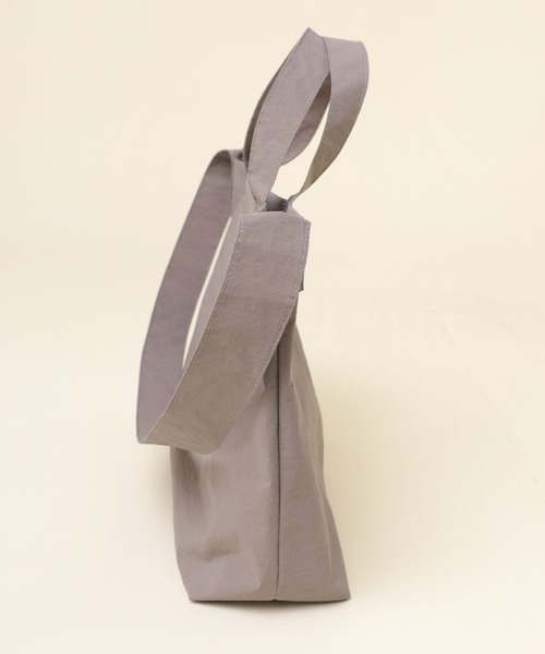 RNA-N（アールエヌエーエヌ）の「E4975 リサイクルナイロン撥水２ＷＡＹショルダー（ショルダーバッグ・レディース・グレー/ナチュラル/ブラック・FREE）」の16枚目の写真