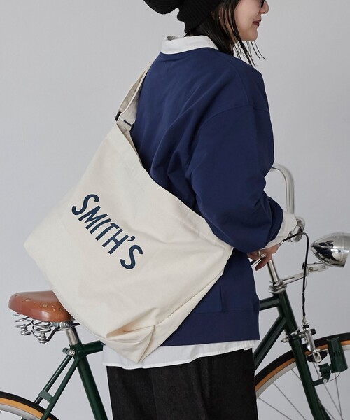 SMITH'S（スミス）の「SMITH'S（スミス）別注ビッグショルダーバッグ／メッセンジャーバッグ（ショルダーバッグ・メンズ・オフホワイト/ブラック・FREE）」の4枚目の写真