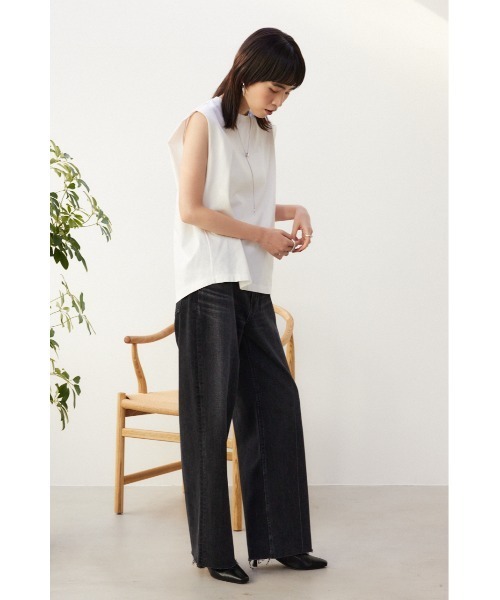 crie conforto（クリーコンフォルト）の「ショルダータックプルオーバー（Tシャツ/カットソー・レディース・ホワイト/レッド/ブラック・FREE）」の4枚目の写真