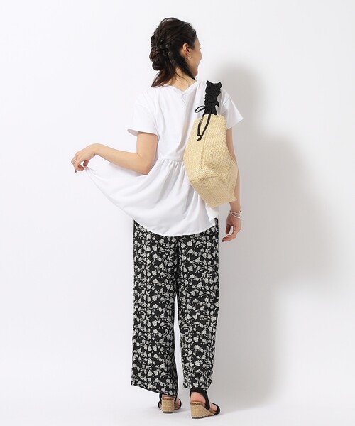 DRESKIP(ドレスキップ)の「◆【M-LL/選べる着丈】すっきりキレイ見え サテンワイドパンツ(その他パンツ・レディース・ブルー/ナチュラル/チャコールグレー/ブラック系5/ホワイト系8/ブラック系/ホワイト系3/スモーキーグリーン系・42/40/38/04/03/02)」の17枚目の写真