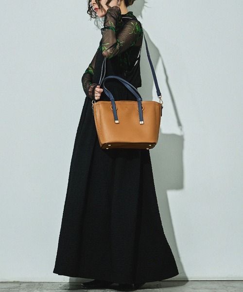 D.KELLY（ディーケリー）の「D.KELLY フロントポケット バイカラー2wayトートバッグ ミデトートバッグ ショルダーバッグ レディース バッグ（トートバッグ・レディース・ネイビー/グレー/ブルー/グレイッシュベージュ/アイボリー/ブラック/キャメル/ピンク/レッド/マスタード・ONE SIZE）」の12枚目の写真