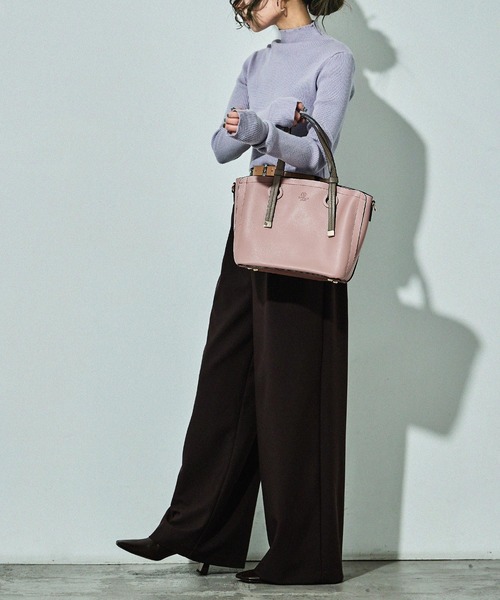 D.KELLY（ディーケリー）の「D.KELLY フロントポケット バイカラー2wayトートバッグ ミデトートバッグ ショルダーバッグ レディース バッグ（トートバッグ・レディース・ネイビー/グレー/ブルー/グレイッシュベージュ/アイボリー/ブラック/キャメル/ピンク/レッド/マスタード・ONE SIZE）」の16枚目の写真