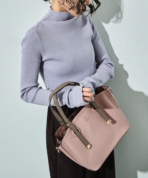 D.KELLY（ディーケリー）の「D.KELLY フロントポケット バイカラー2wayトートバッグ ミデトートバッグ ショルダーバッグ レディース バッグ（トートバッグ・レディース・ネイビー/グレー/ブルー/グレイッシュベージュ/アイボリー/ブラック/キャメル/ピンク/レッド/マスタード・ONE SIZE）」の17枚目の写真