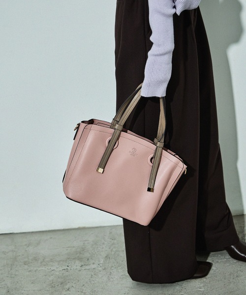 D.KELLY（ディーケリー）の「D.KELLY フロントポケット バイカラー2wayトートバッグ ミデトートバッグ ショルダーバッグ レディース バッグ（トートバッグ・レディース・ネイビー/グレー/ブルー/グレイッシュベージュ/アイボリー/ブラック/キャメル/ピンク/レッド/マスタード・ONE SIZE）」の18枚目の写真