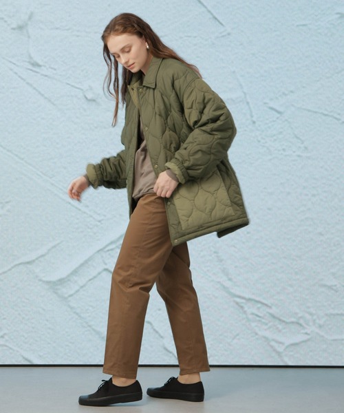Apo(s)ture(アポスチャー)の「NORAH-002/サテンストレッチテーパードパンツ(その他パンツ・レディース・ベージュ/ネイビー/モカ/ブラック・XS/S/M/L/XL)」の9枚目の写真