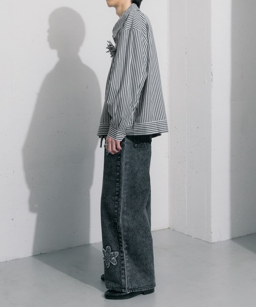 SENSE OF PLACE by URBAN RESEARCH(センスオブプレイスバイアーバンリサーチ)の「hxcyyd × SOP ストライプフラワーコサージュシャツブルゾン(UNISEX)(ブルゾン・メンズ・その他1/その他2・MEDIUM/LARGE)」の10枚目の写真