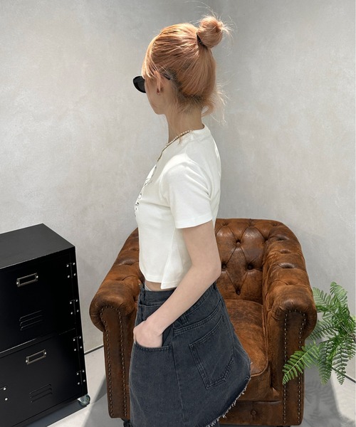 sedacle girl(セダクルガール)の「レースアップリボン クロップドT(Tシャツ/カットソー・レディース・オフホワイト/チャコールグレー・SMALL/MEDIUM)」の8枚目の写真