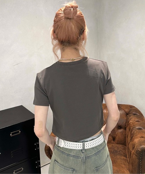 sedacle girl(セダクルガール)の「レースアップリボン クロップドT(Tシャツ/カットソー・レディース・オフホワイト/チャコールグレー・SMALL/MEDIUM)」の16枚目の写真