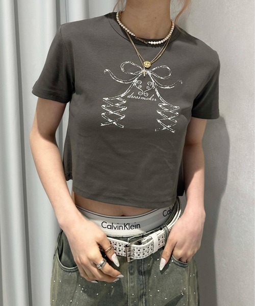 sedacle girl(セダクルガール)の「レースアップリボン クロップドT(Tシャツ/カットソー・レディース・オフホワイト/チャコールグレー・SMALL/MEDIUM)」の18枚目の写真