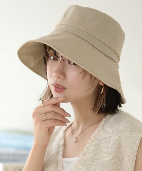 Little＆More（リトルアンドモア）の「バケットハット 綿麻 あご紐ワイヤー入折りたたみ（ハット・レディース・ベージュ/ネイビー/ブルー/ブラック・FREE）」の2枚目の写真