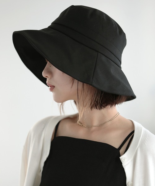 Little＆More（リトルアンドモア）の「バケットハット 綿麻 あご紐ワイヤー入折りたたみ（ハット・レディース・ベージュ/ネイビー/ブルー/ブラック・FREE）」の10枚目の写真