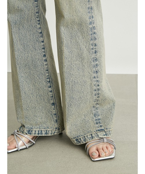 LILY BROWN（リリーブラウン）の「バックスリットフレアデニムパンツ（デニムパンツ・レディース・ライトブルー/ブラック/ブルー・0/1）」の10枚目の写真