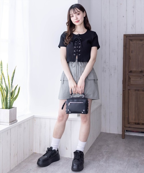 clear（クリア）の「フロントレースアップ半袖リブカットソートップス（Tシャツ/カットソー・レディース・サックスブルー/オフホワイト/ブラック/ピンク・F）」の17枚目の写真