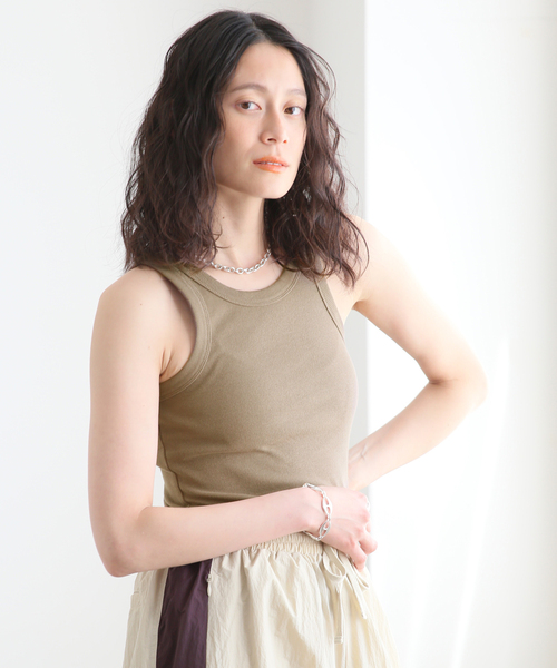 COMMRE（コムル）の「COMMRE アメスリタンク 03-02-4 OE030（タンクトップ・レディース・グレー/ピンク/レッド/グリーン/ブラウン/ホワイト/ブラック・FREE）」の21枚目の写真