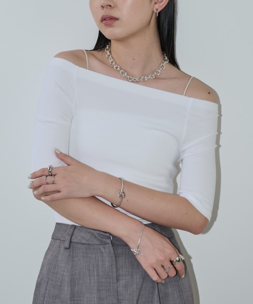 Aunt Marie's（アントマリーズ）の「オフショルハーフスリーブトップス（Tシャツ/カットソー・レディース・ホワイト/ブラウン/レッド/ネイビー/ブラック・FREE）」の6枚目の写真