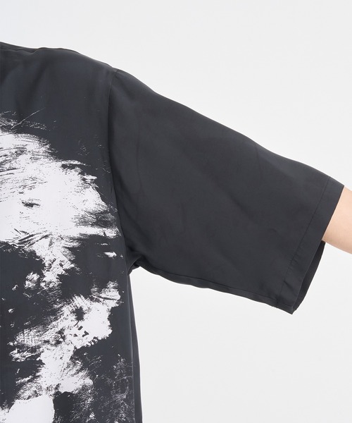 TAAKK（ターク）の「【TAAKK/ターク】別注シルクドローイングショートスリーブシャツ（シャツ/ブラウス・メンズ・ホワイト/ブラック・1/2/3）」の5枚目の写真