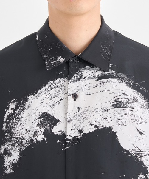 TAAKK（ターク）の「【TAAKK/ターク】別注シルクドローイングショートスリーブシャツ（シャツ/ブラウス・メンズ・ホワイト/ブラック・1/2/3）」の3枚目の写真