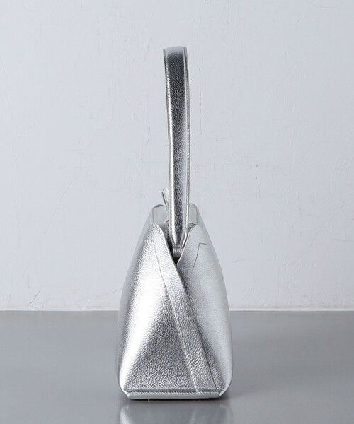 tov（トーヴ）の「【一部別注】＜TOV＞CROSS ハンドバッグ（ハンドバッグ・レディース・シルバー/ブラック・FREE）」の3枚目の写真