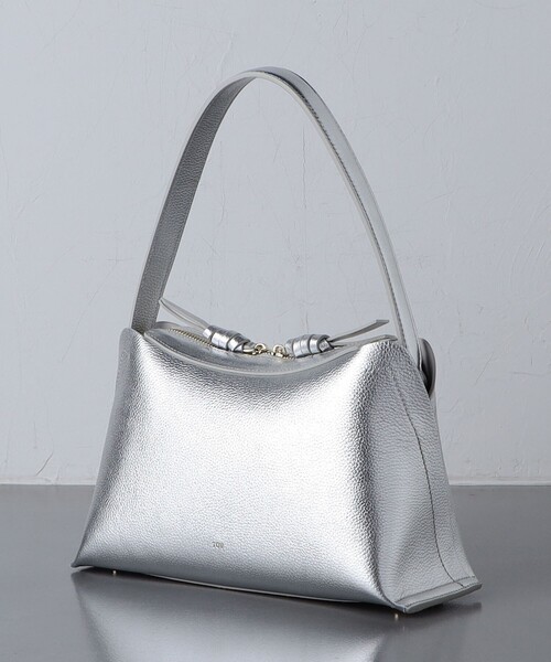 tov（トーヴ）の「【一部別注】＜TOV＞CROSS ハンドバッグ（ハンドバッグ・レディース・シルバー/ブラック・FREE）」の5枚目の写真