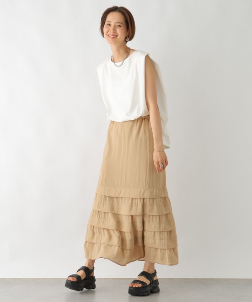 LEPSIM(レプシィム)の「裾切り替えセミフレアスカート 116419(スカート・レディース・ベージュ/ブラック・FREE)」の14枚目の写真