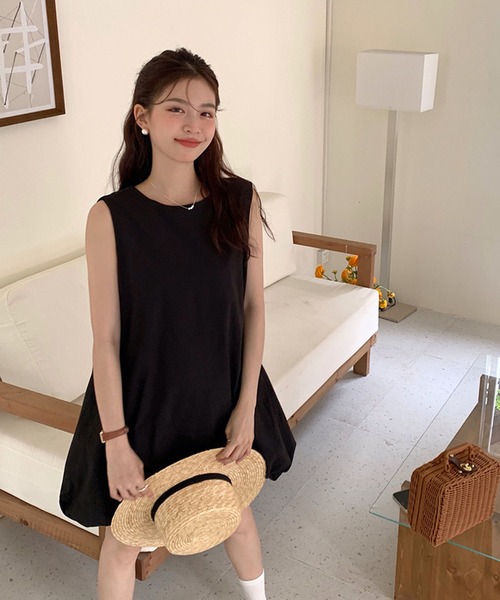 shopnikoniko(ショップニコニコ)の「バルーンミニワンピース ノースリーブ ボリューム(ワンピース・レディース・ブラック/ホワイト・フリー)」の5枚目の写真