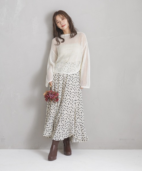 mysty woman(ミスティウーマン)の「メッシュドロストニットプルオーバー 142848(ニット/セーター・レディース・オフホワイト/ライトカーキ/オレンジ・FREE)」の8枚目の写真