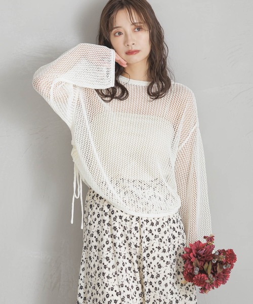 mysty woman(ミスティウーマン)の「メッシュドロストニットプルオーバー 142848(ニット/セーター・レディース・オフホワイト/ライトカーキ/オレンジ・FREE)」の6枚目の写真