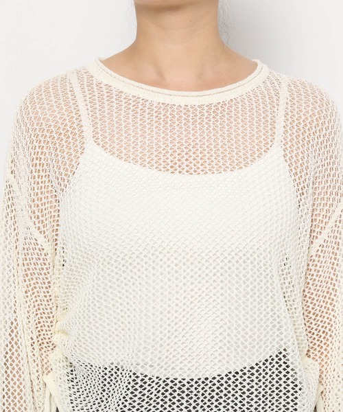 mysty woman(ミスティウーマン)の「メッシュドロストニットプルオーバー 142848(ニット/セーター・レディース・オフホワイト/ライトカーキ/オレンジ・FREE)」の14枚目の写真