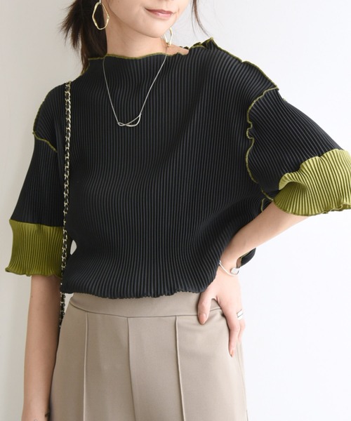 and it_（アンドイット）の「可愛すぎる袖配色半袖プリーツトップス（Tシャツ/カットソー・レディース・ライトブルー/ブラック系2/グレー/キナリ/ベージュ/ブラック系1/ブラウン/ライトグリーン・S-M/M-L）」の3枚目の写真